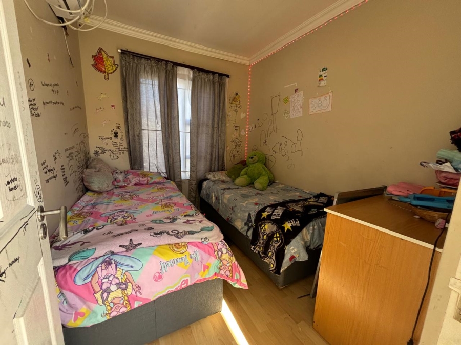 To Let 4 Bedroom Property for Rent in Vredelust Western Cape